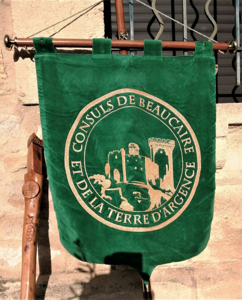 Bannière Consuls de Beaucaire-Terre d'Argence